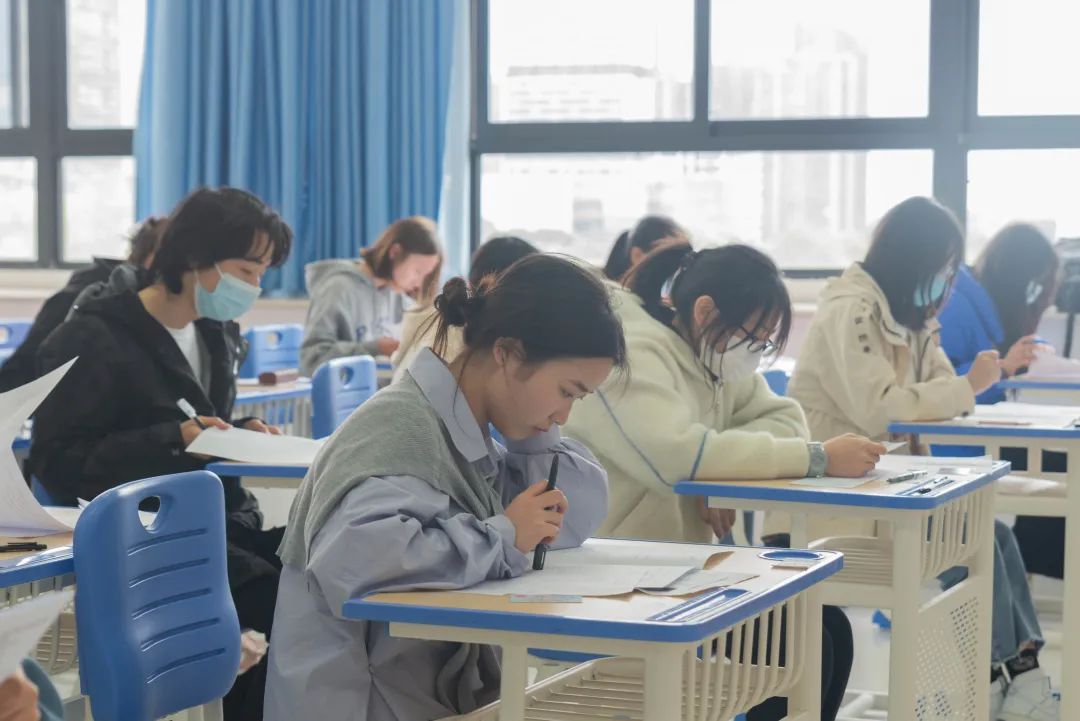 2024年四川高職單獨《信息及通用技術(shù)》模擬試卷